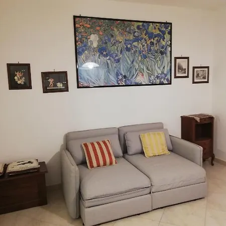 Levante Waterfront Apartament *