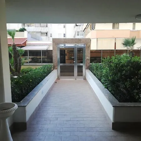 Levante Waterfront Apartamento Bari