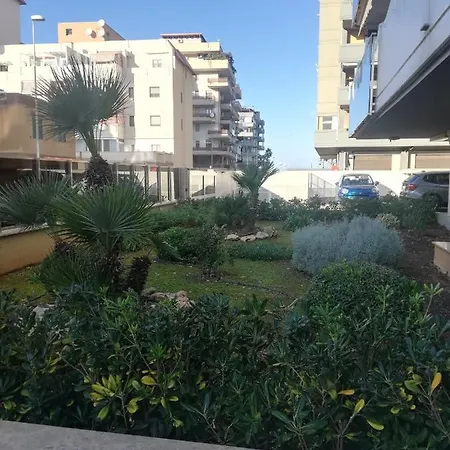 Levante Waterfront Apartament Bari