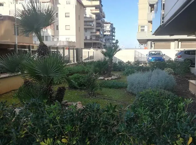 Levante Waterfront Apartment Bari