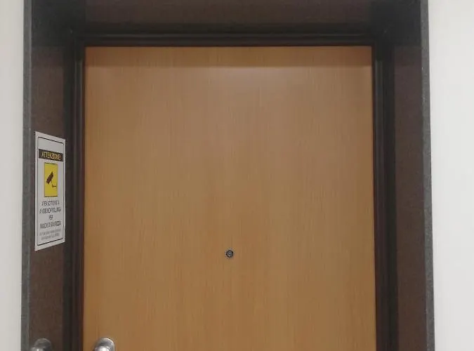 Levante Waterfront Барі